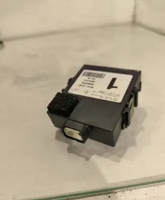 Toyota Auris 150 Door control unit/module 8974102100