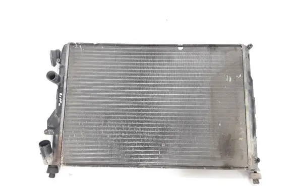 Renault Scenic I Coolant radiator 8200189288