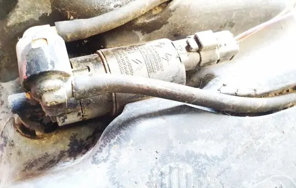 Citroen C5 Windscreen/windshield washer pump 8200184555 8200031805