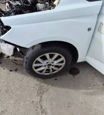 Ford Tourneo Fender