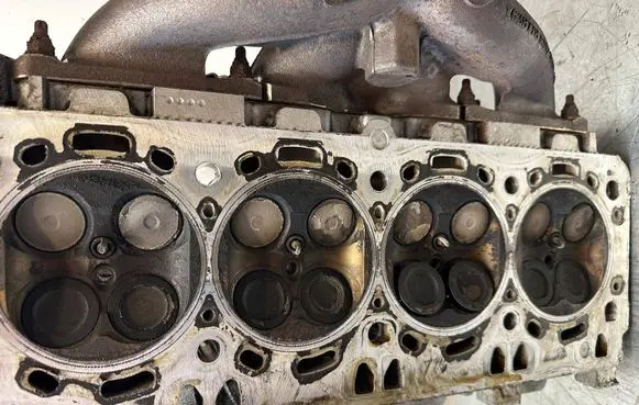 BMW 6 F12 F13 Engine head 7603471 761928106 3414031700158