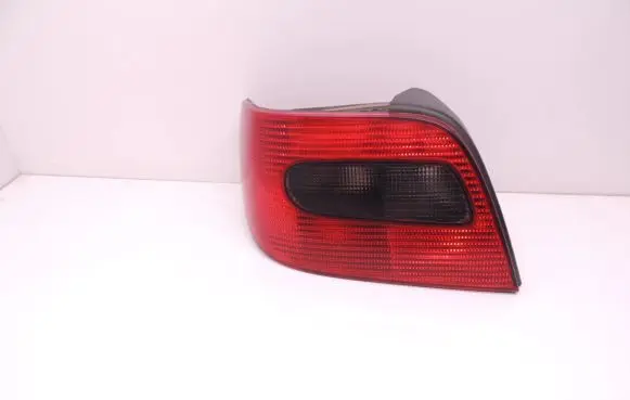 Citroen Xsara Rear/tail lights D236