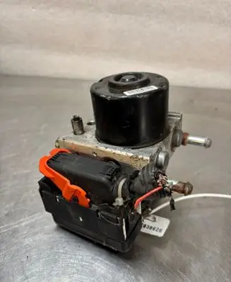 Suzuki Swift Cultus Master brake cylinder
