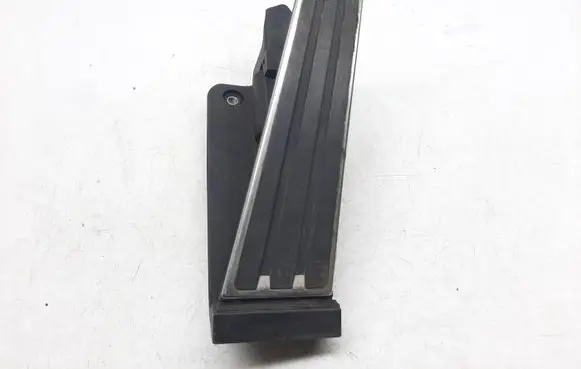 Porsche Panamera (970) Accelerator throttle pedal 97042302101