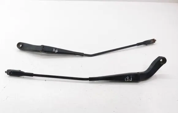 Mercedes-Benz B W245 Windshield/front glass wiper blade A1698200240 A1698200140