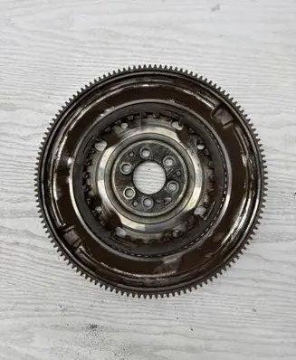 Volkswagen Golf VI Flywheel 036105266D