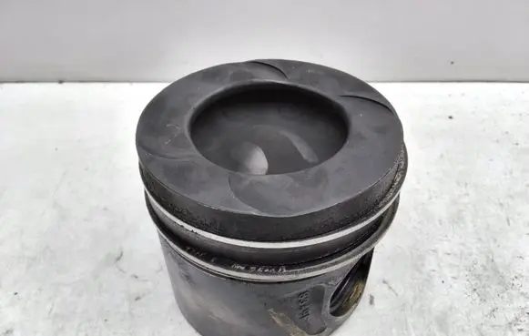 Mercedes-Benz C W204 Piston 8349F