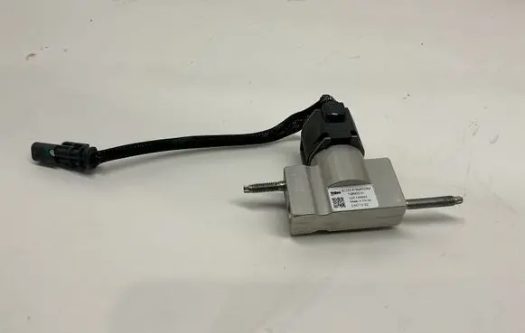 Opel Mokka B Air conditioning (A/C) expansion valve T588455A1 S0P10M303 23071202