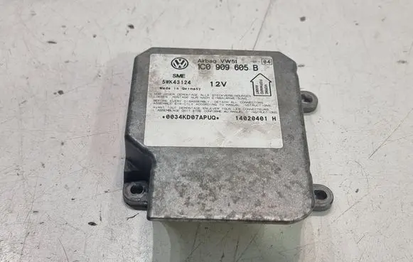 Volkswagen PASSAT B5.5 Airbag control unit/module 1C0909605B