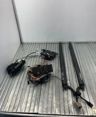 BMW 2 F45 Tailgate hydraulic set 9852926 9482755 7348530