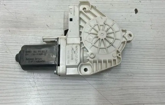 Audi A6 S6 C7 4G Rear door window regulator motor 942886100 8K0359802B