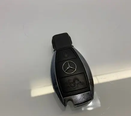 Mercedes-Benz E W211 Ignition key/card A9069058900 9069058900