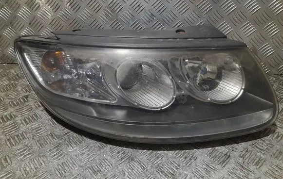 Hyundai Santa Fe Headlight/headlamp