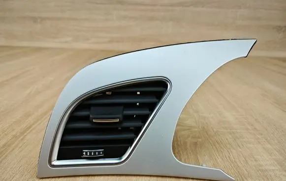 Audi A5 8T 8F Dashboard side air vent grill/cover trim 8T1820901G