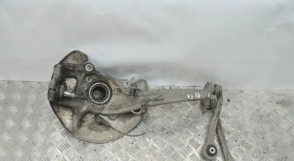 Audi Q5 SQ5 8R Front wheel hub