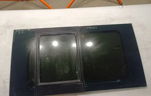 Ford Transit Rear side window 43R00098
