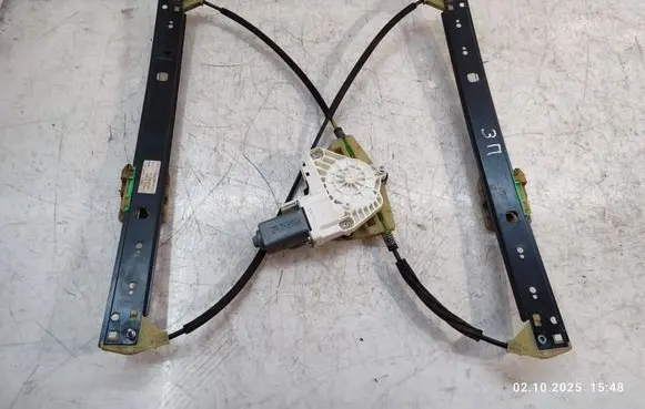 Audi Q7 4L Rear door window regulator with motor 4L0839462D