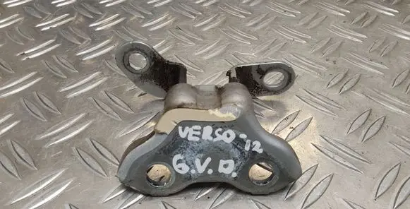 Toyota Verso Rear door upper hinge