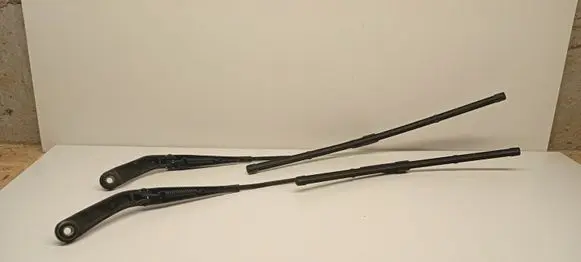 Porsche Macan (95B) Windshield/front glass wiper blade W000041785