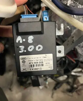 Audi A6 S6 C6 4F Auxiliary heating control unit/module 4F0909509 E0681