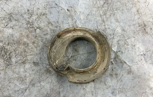Audi A6 S6 C5 4B Front coil spring rubber mount 4D0412107 4D0412107B