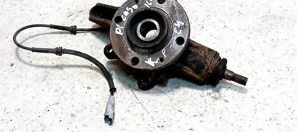 Citroen C4 I Picasso Front wheel hub spindle knuckle