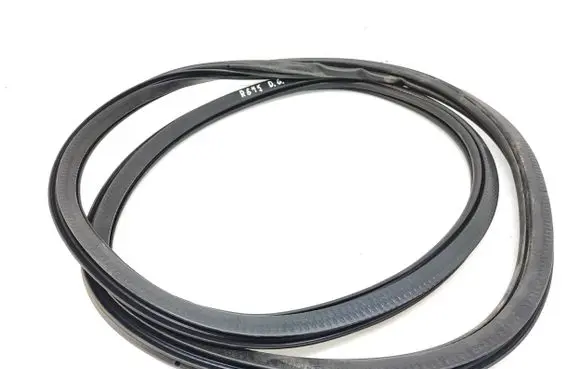 Rubber seal rear door