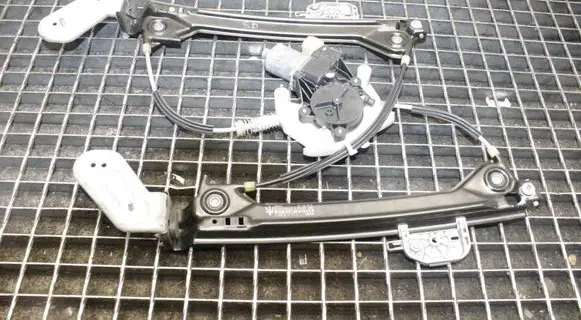 Maserati Ghibli Rear window lifting mechanism without motor 670030022