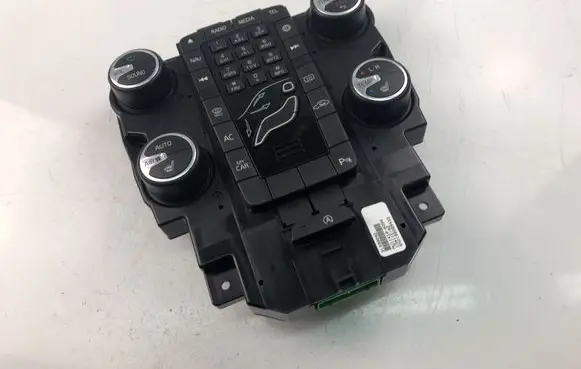 Volvo V40 Climate control unit 31398642
