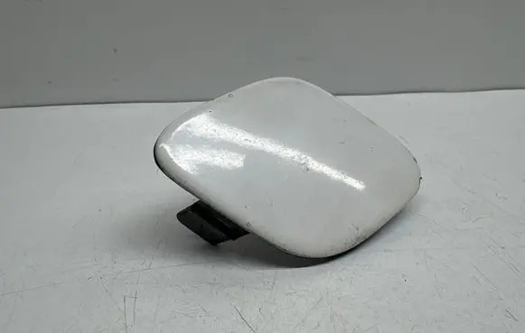 Toyota Verso Front tow hook cap/cover 521270F050