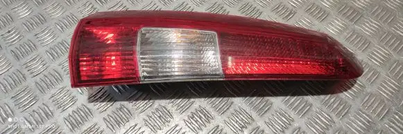 Volvo V70 Rear/tail lights 9154493