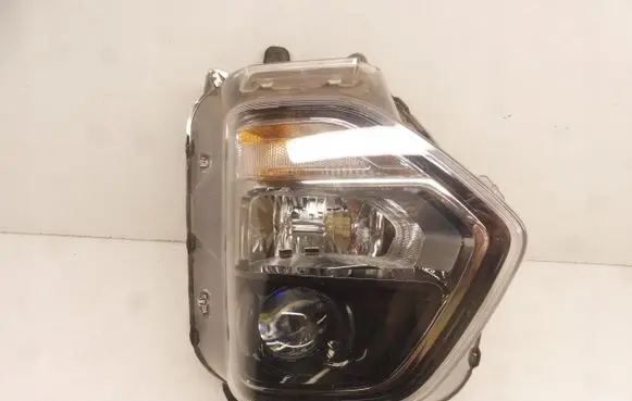 Hyundai Santa Fe Headlight/headlamp 92101-S1XXX