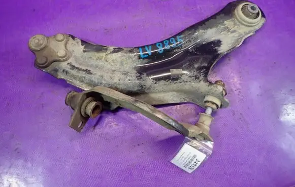 Renault Kangoo II Front control arm