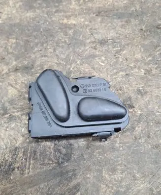 Mercedes-Benz E W211 Seat control switch 2108213751 03463810