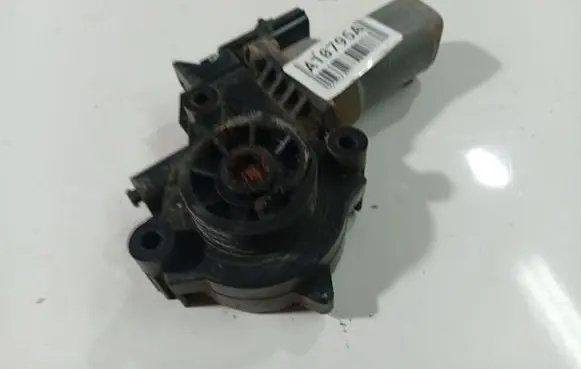 Dodge Stratus Rear door window regulator motor