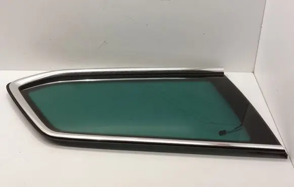 Rear side window