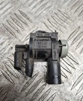 Volkswagen Golf V Turbo solenoid valve 1K0906283A