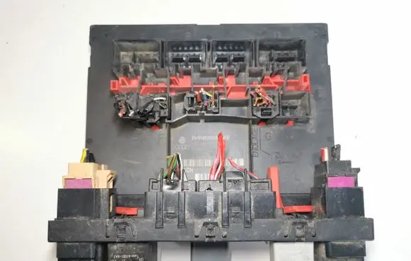 Volkswagen PASSAT B6 Comfort/convenience module 3C0937049J