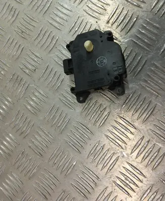 Lexus GS 300 350 430 450H Air flap motor/actuator 0638000171