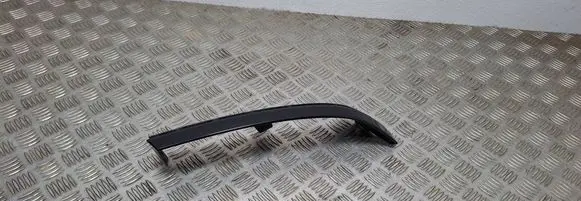 Under headlight/headlamp trim