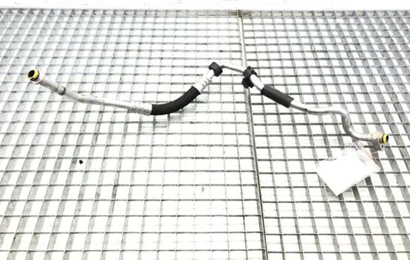 Audi A4 S4 B7 8E 8H Air conditioning (A/C) pipe/hose 8E1260712AC