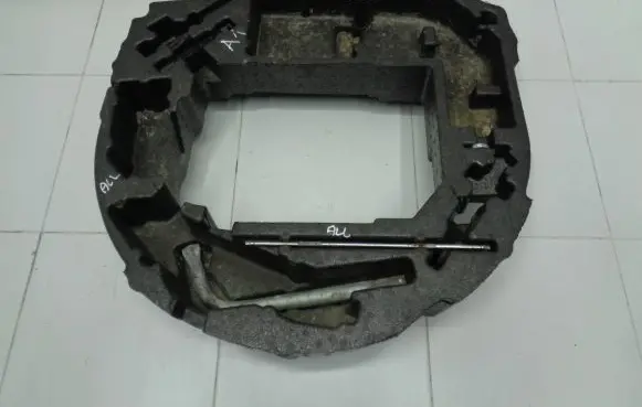 Audi A1 Tool set 8X0012109