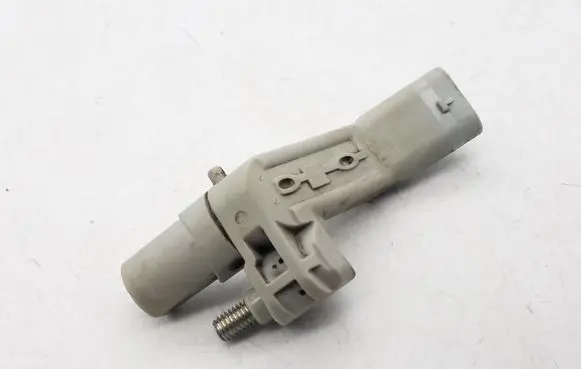 Volkswagen Jetta VI Crankshaft position sensor 04C906433A