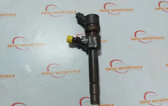 Opel Vectra C Fuel injector 0445110276