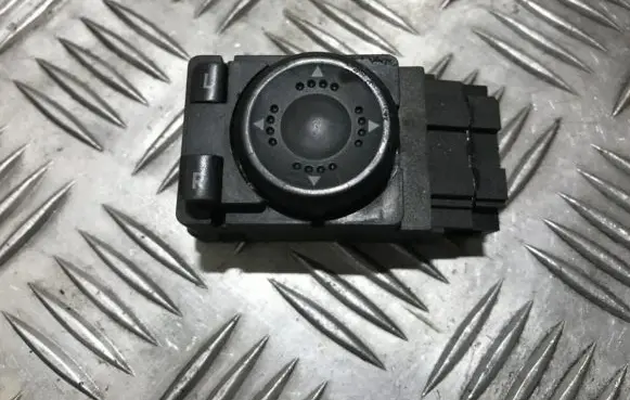 Volkswagen PASSAT B5 Wing mirror switch 3b1959565b