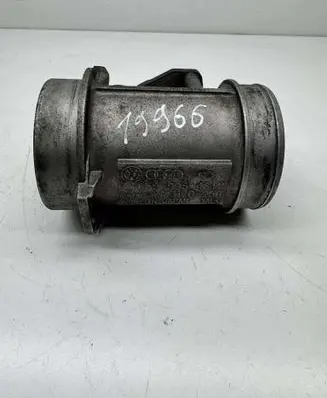 Audi A6 S6 C5 4B Mass air flow meter 059906461M FH7025G