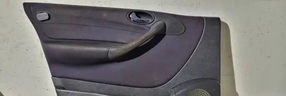 Mercedes-Benz A W168 Front door card panel trim A1687205370 1933099 4251371