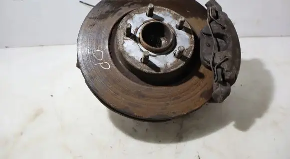 Front wheel hub spindle knuckle