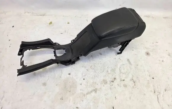 Saab 9-3 Ver2 Center console