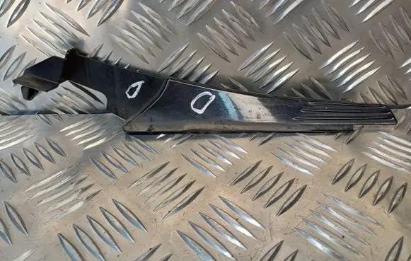 Opel Astra H Fender end trim 13192140 315242409